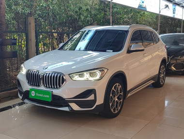 BMW X1 2021 BMW X1 2021 car image