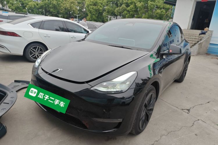 Tesla Model Y 2023 #2 Tesla Model Y 2023 car image #2