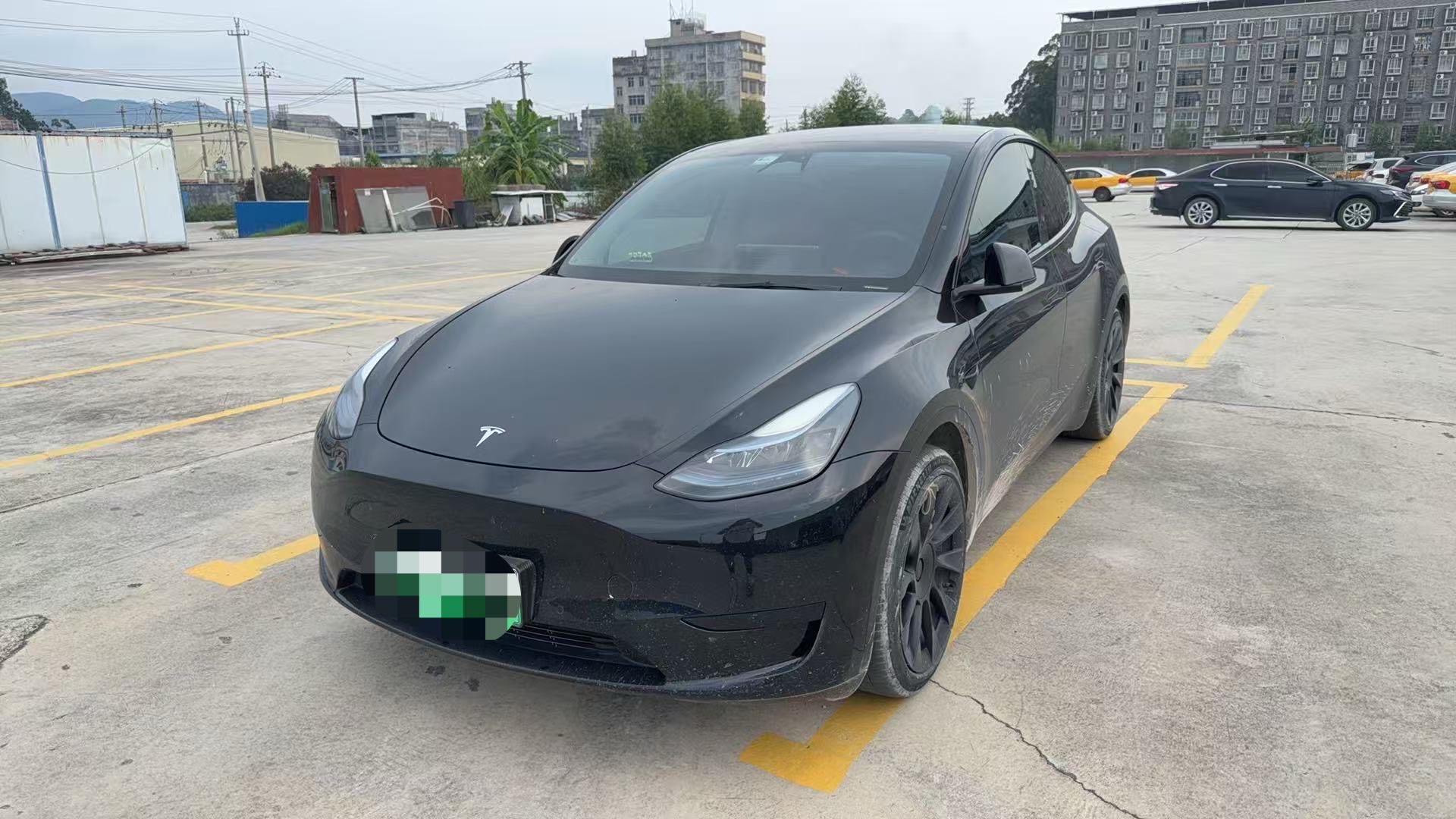 Tesla Model Y 2023 Tesla Model Y 2023 car image