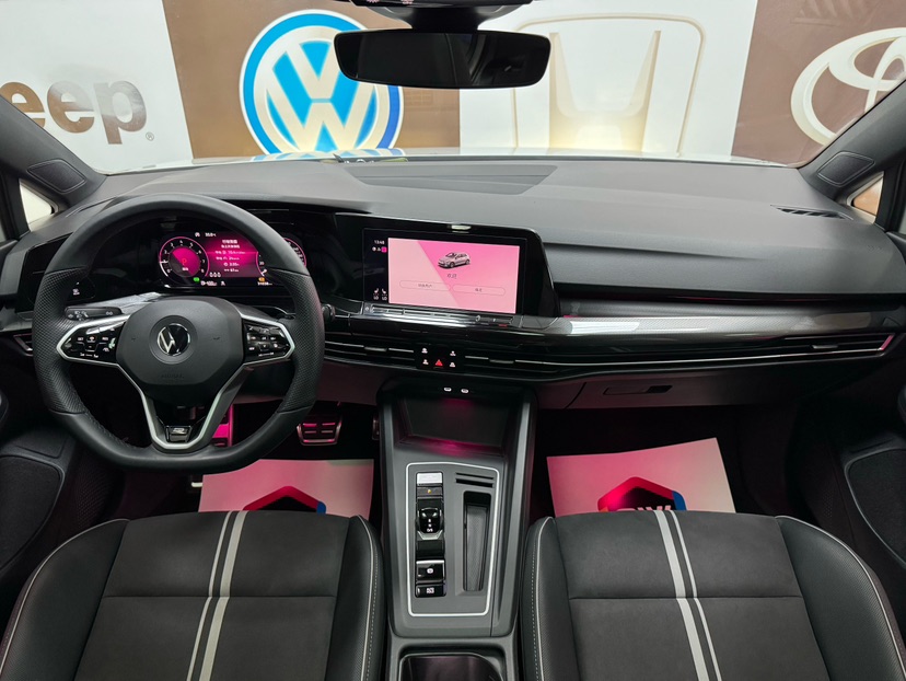 Volkswagen Golf 2023 #9 Volkswagen Golf 2023 car image #9