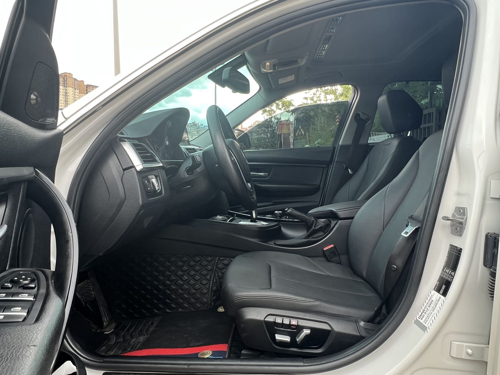 BMW 3 Series 2016 #6 BMW 3 Series 2016 car image #6