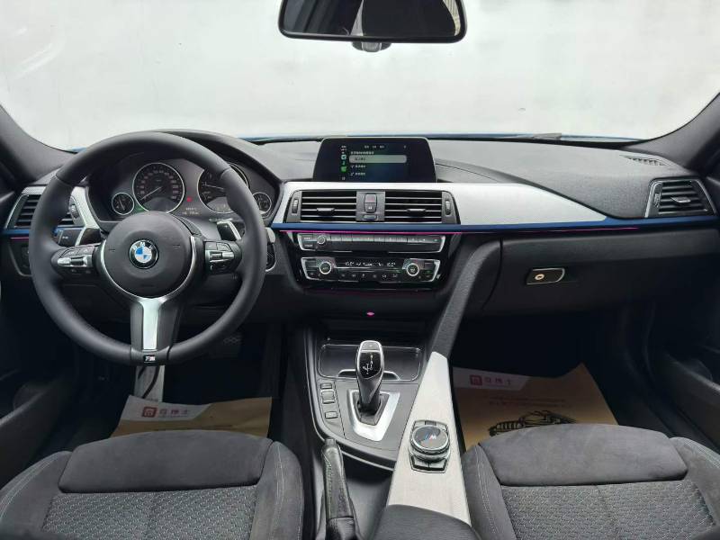 BMW 3 Series 2018 #6 BMW 3 Series 2018 изображение автомобиля #6
