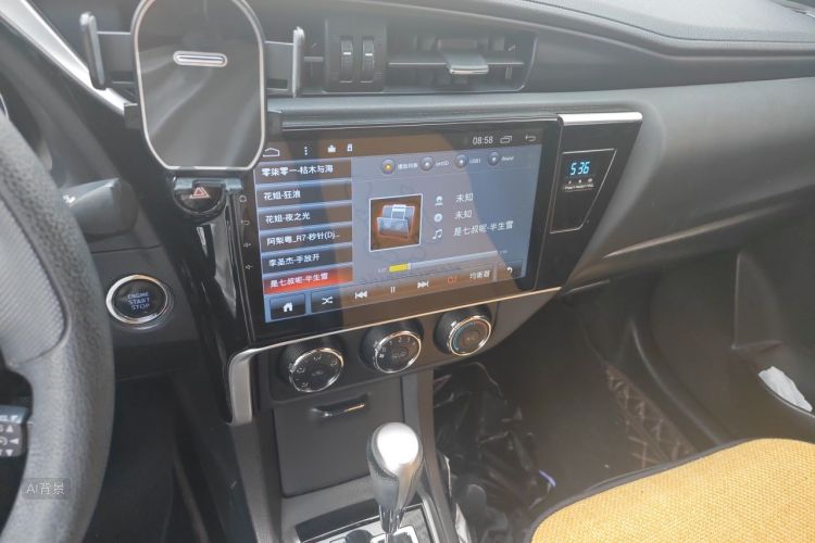 Toyota Corolla 2019 #15 Toyota Corolla 2019 car image #15