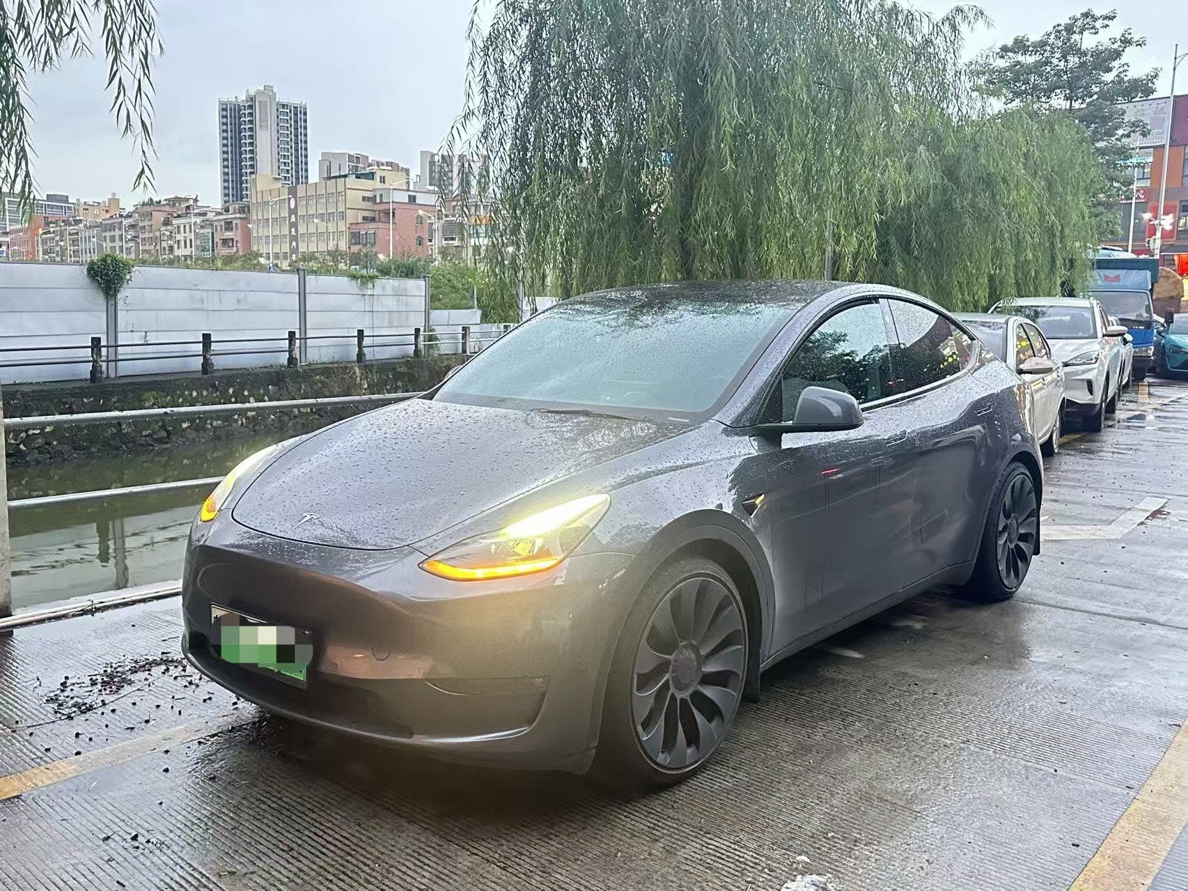2022 immagine di auto 
