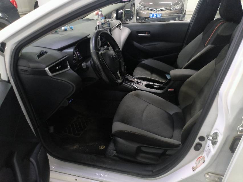 Toyota Corolla 2022 immagine di auto #2