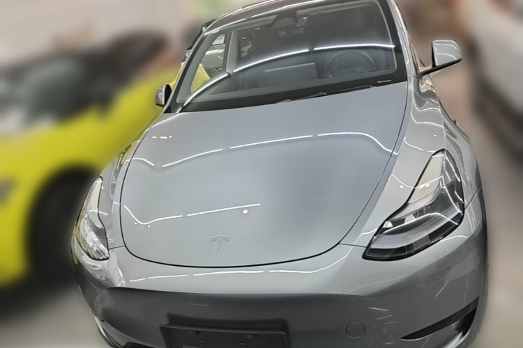 Tesla Model Y 2024 #3 Tesla Model Y 2024 car image #3