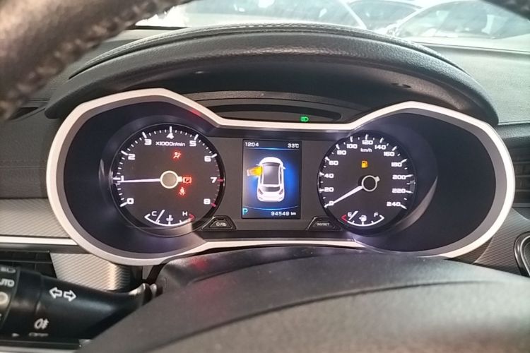 GEELY Emgrand GS 2018 car image #12