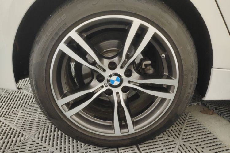 BMW 3 Series GT 2021 car image #10
