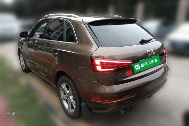 Audi Q3 2018 car image #5