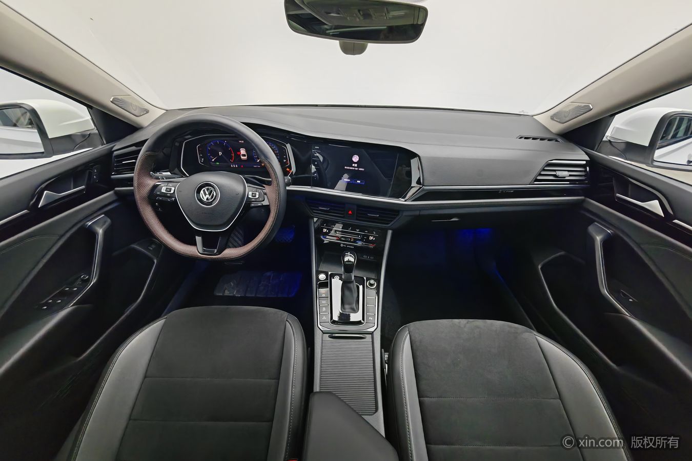 Volkswagen Sagitar 2022 car image #12