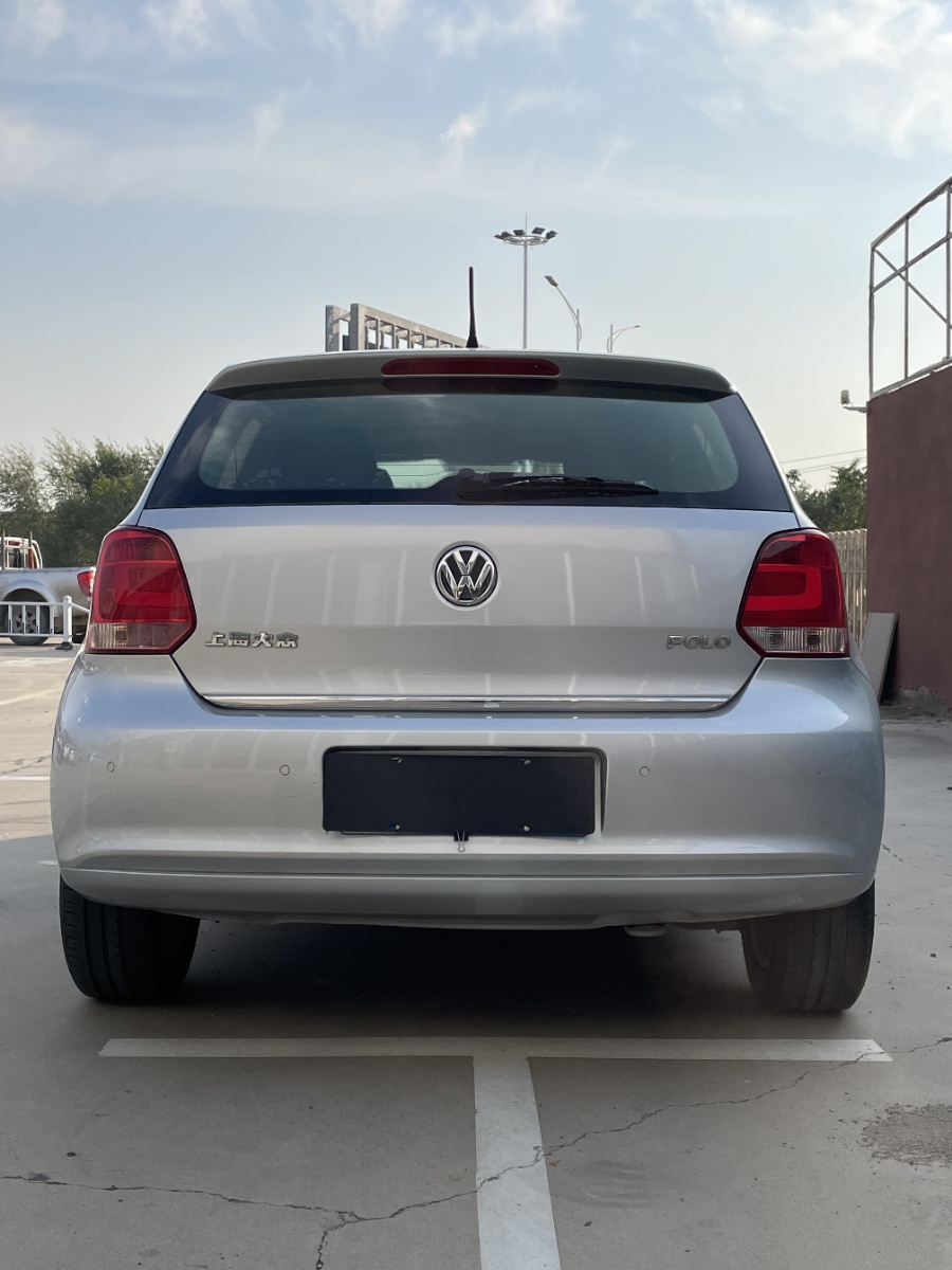 Volkswagen Polo 2011 #5 Volkswagen Polo 2011 car image #5
