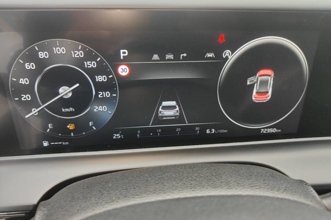 Kia Seltos 2023 car image #18