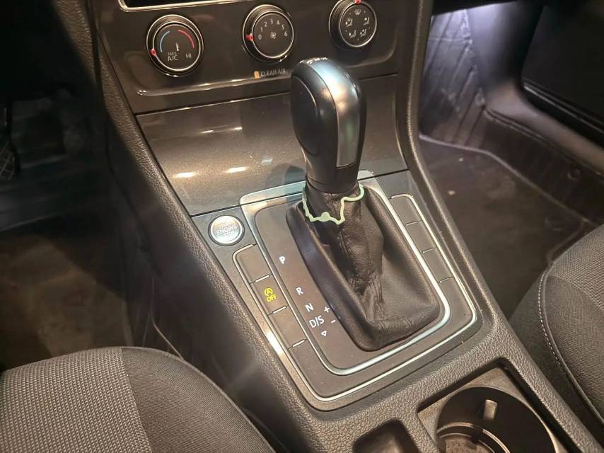 Volkswagen Golf 2020 #8 Volkswagen Golf 2020 car image #8