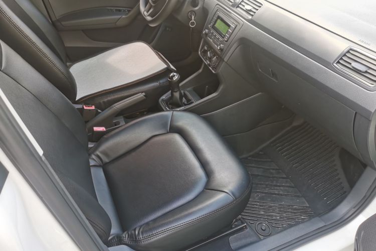 Volkswagen Santana 2018 car image #13