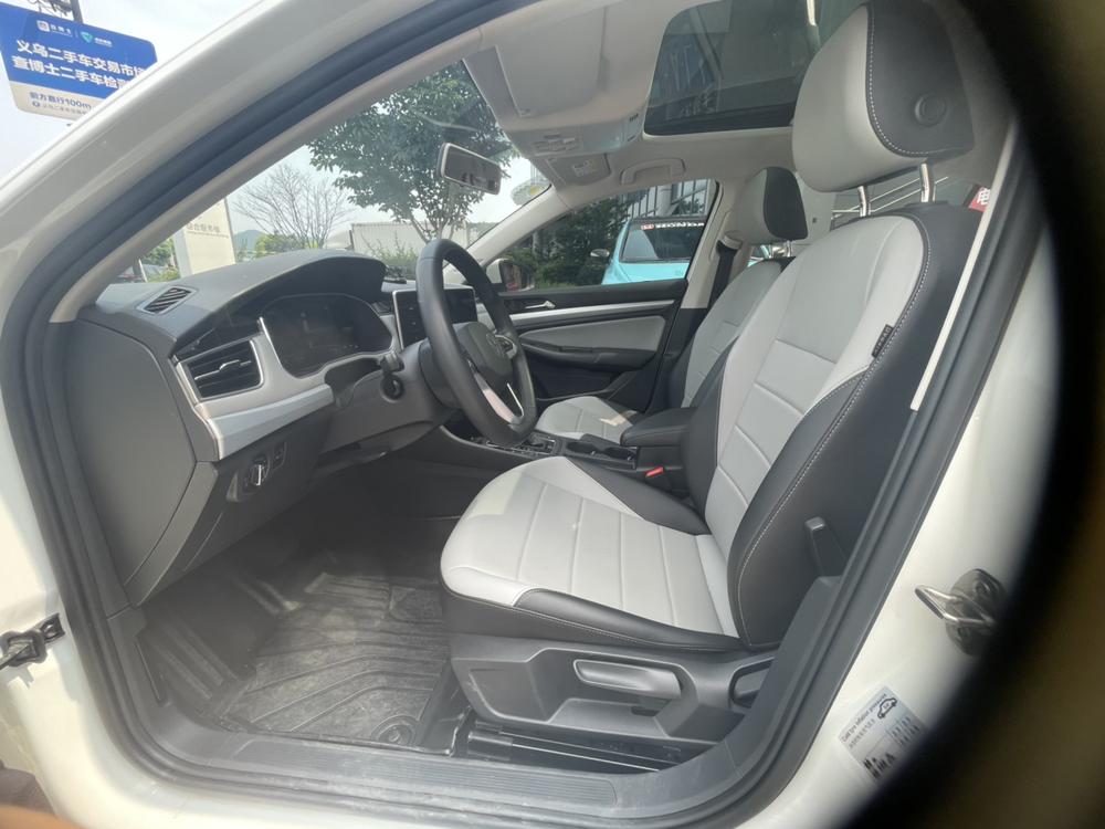 Volkswagen Bora 2023 immagine di auto #10