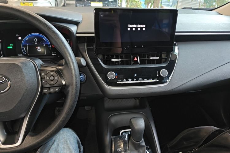 Toyota Corolla 2023 car image #10