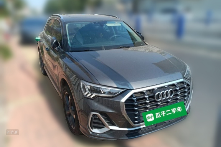 Audi Q3 2021 صورة سيارة #4