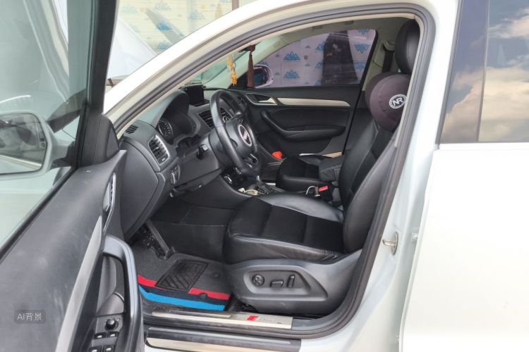 Audi Q3 2015 #17 Audi Q3 2015 car image #17