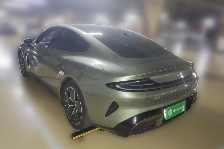 MI SU7 2025 car image #5