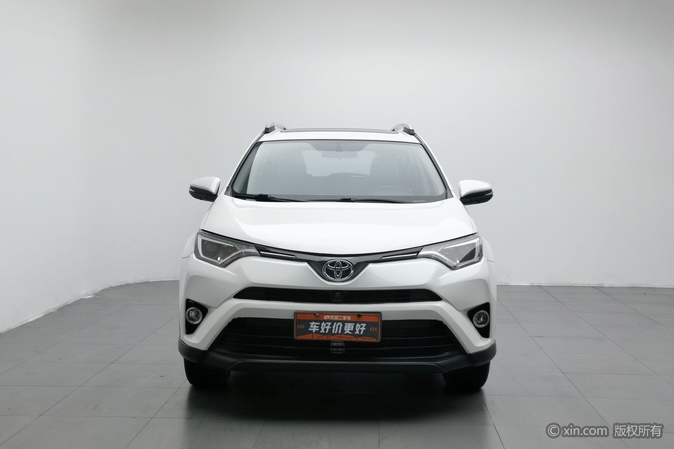Toyota RAV4 2017 #4 Toyota RAV4 2017 صورة سيارة #4