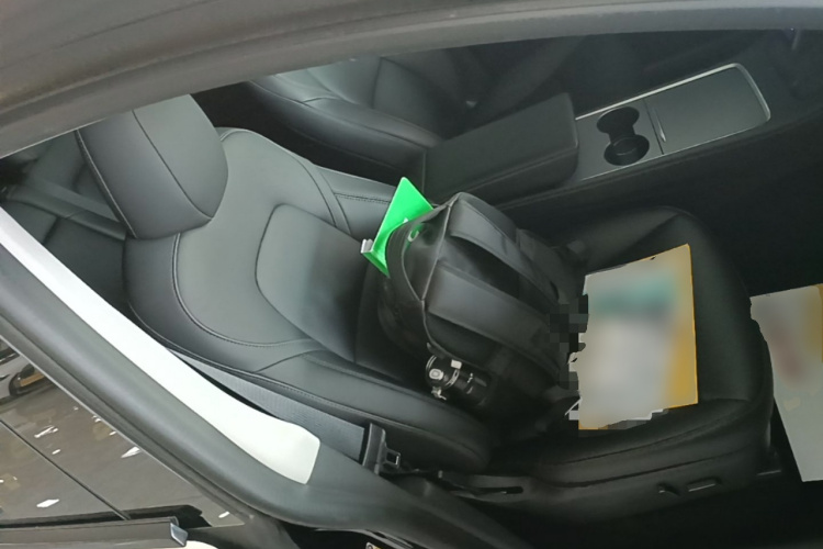 Tesla Model Y 2023 #24 Tesla Model Y 2023 car image #24