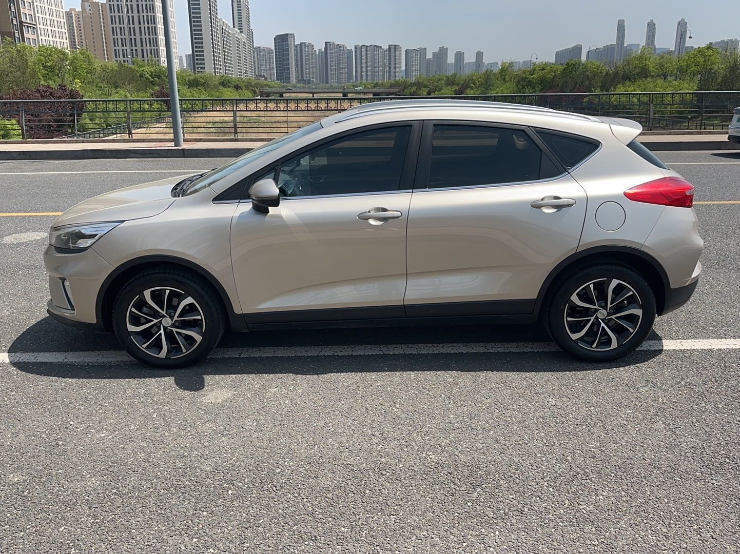 GEELY Emgrand GS 2020 #12 GEELY Emgrand GS 2020 car image #12