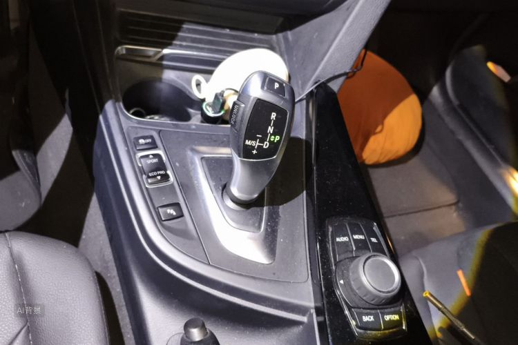 BMW 3 Series 2017 #16 BMW 3 Series 2017 car image #16