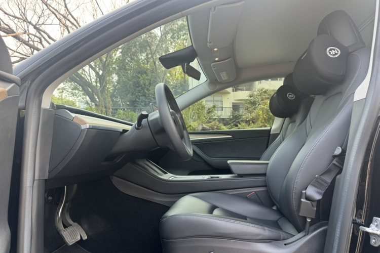 特斯拉 Model Y 2023 汽车图片 #13