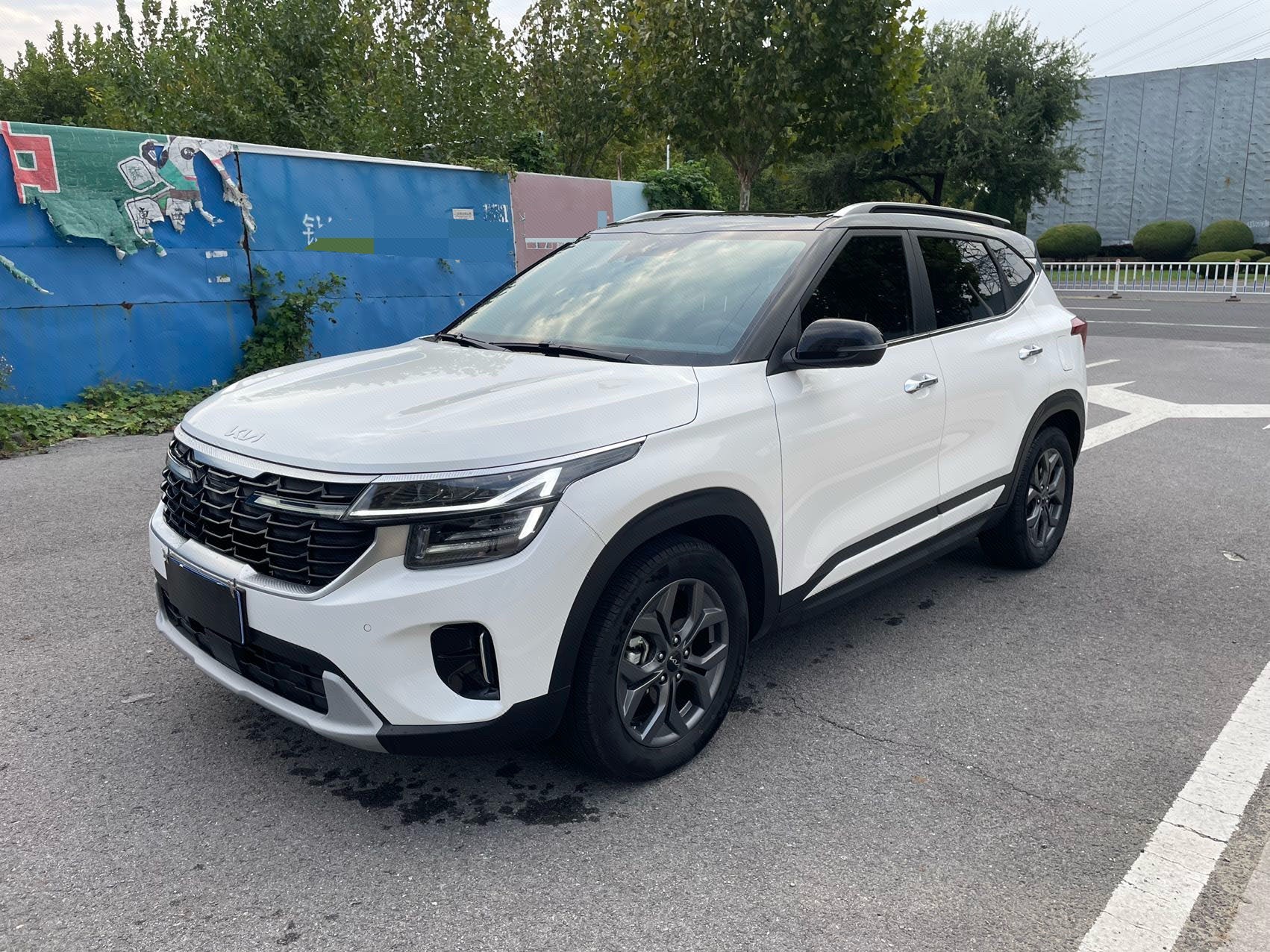 Kia Seltos 2023 Kia Seltos 2023 immagine di auto