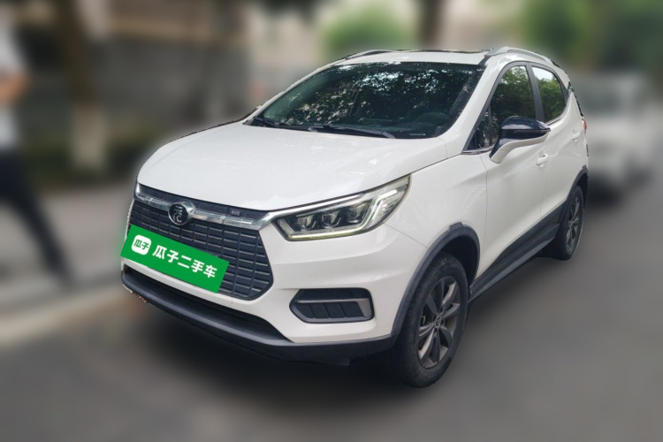 BYD Yuan New Energy 2019 car image #2