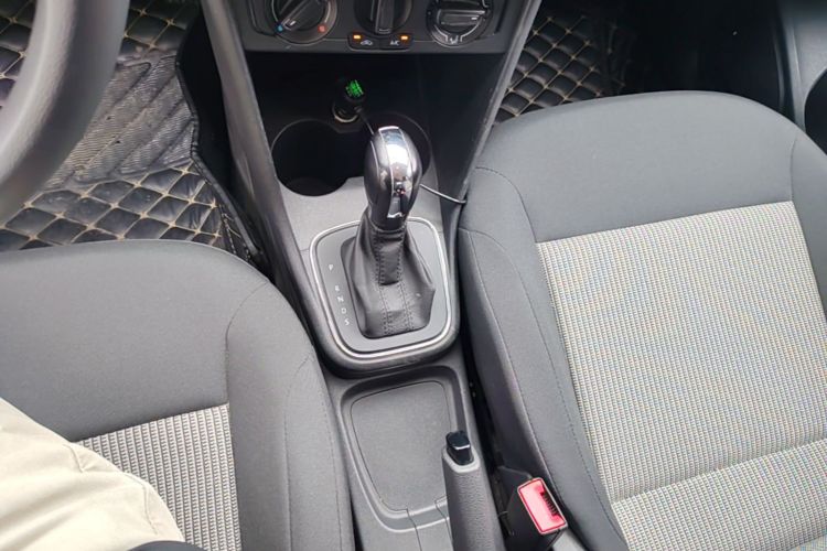Volkswagen Polo 2019 #14 Volkswagen Polo 2019 car image #14