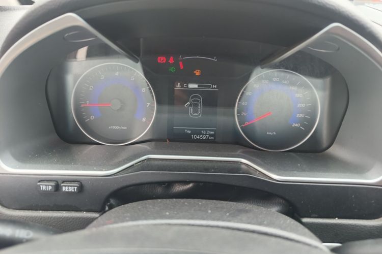 GEELY Emgrand 2016 car image #13