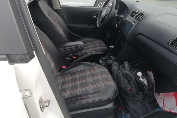 Volkswagen Polo 2017 #24 Volkswagen Polo 2017 car image #24