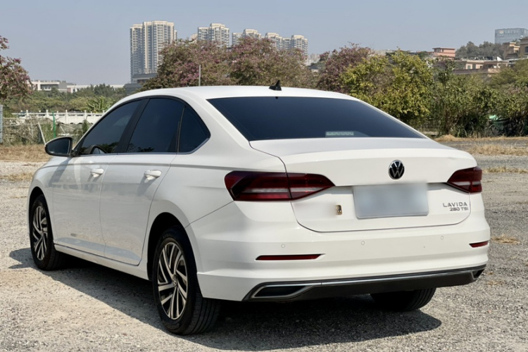 Volkswagen Lavida 2022 car image #6