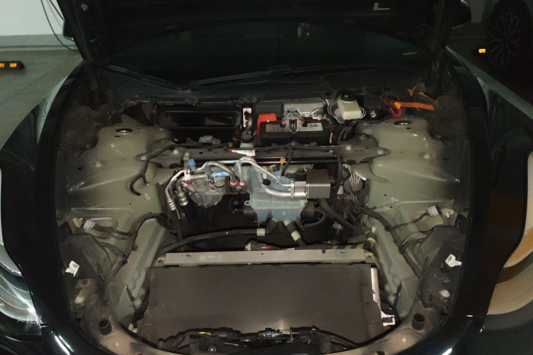 Tesla Model 3 2020 car image #22