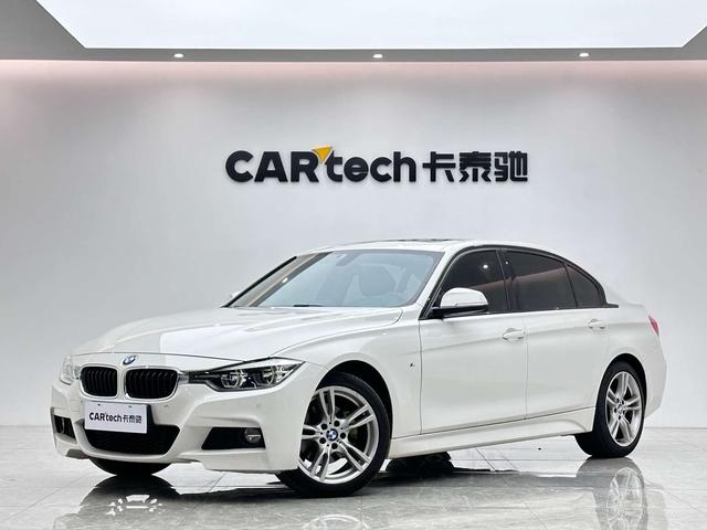 BMW 3 Series 2018 car image #16
