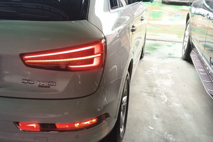 Audi Q3 2016 #8 Audi Q3 2016 car image #8