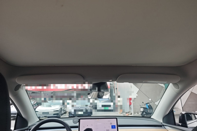 Tesla Model Y 2021 #18 Tesla Model Y 2021 car image #18