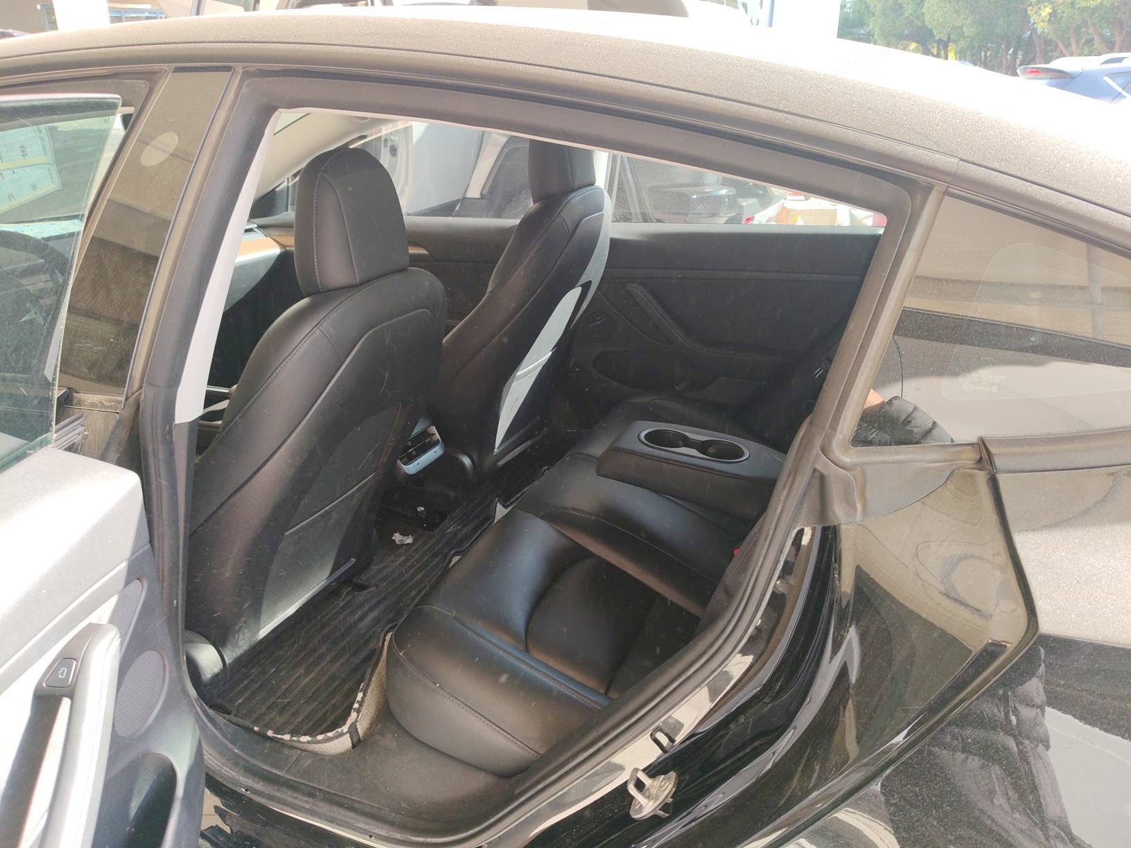 Tesla Model 3 2022 car image #5