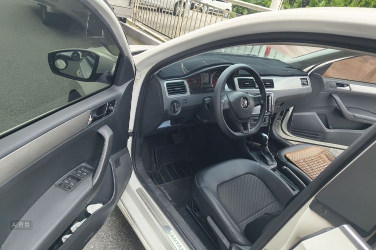 Volkswagen Santana 2016 car image #18