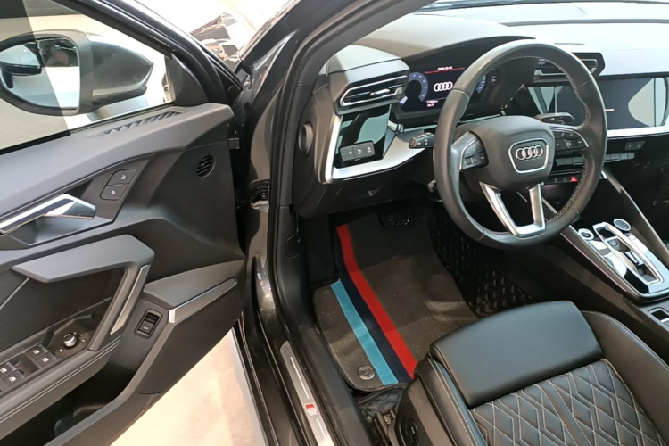 Audi A3 2025 immagine di auto #16