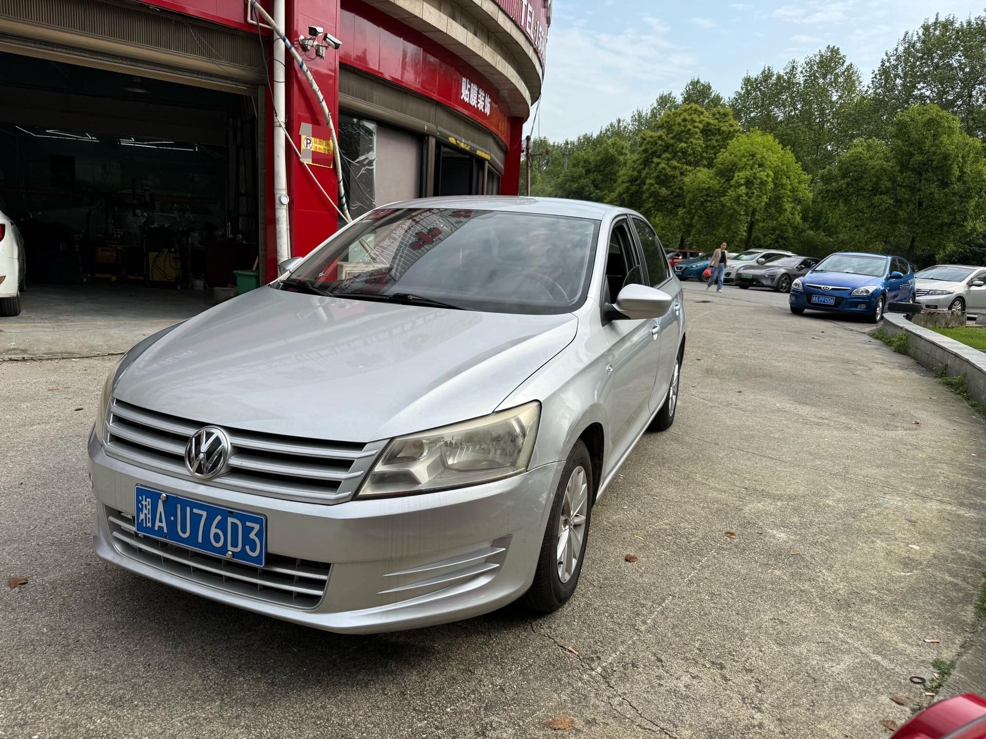 Volkswagen Santana 2014 car image 