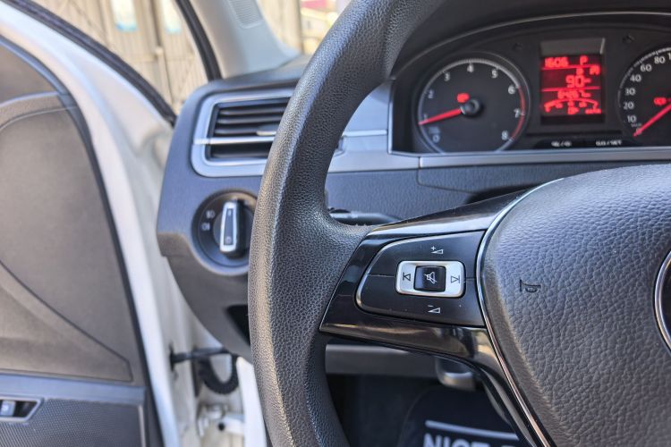 Volkswagen Santana 2018 #10 Volkswagen Santana 2018 car image #10