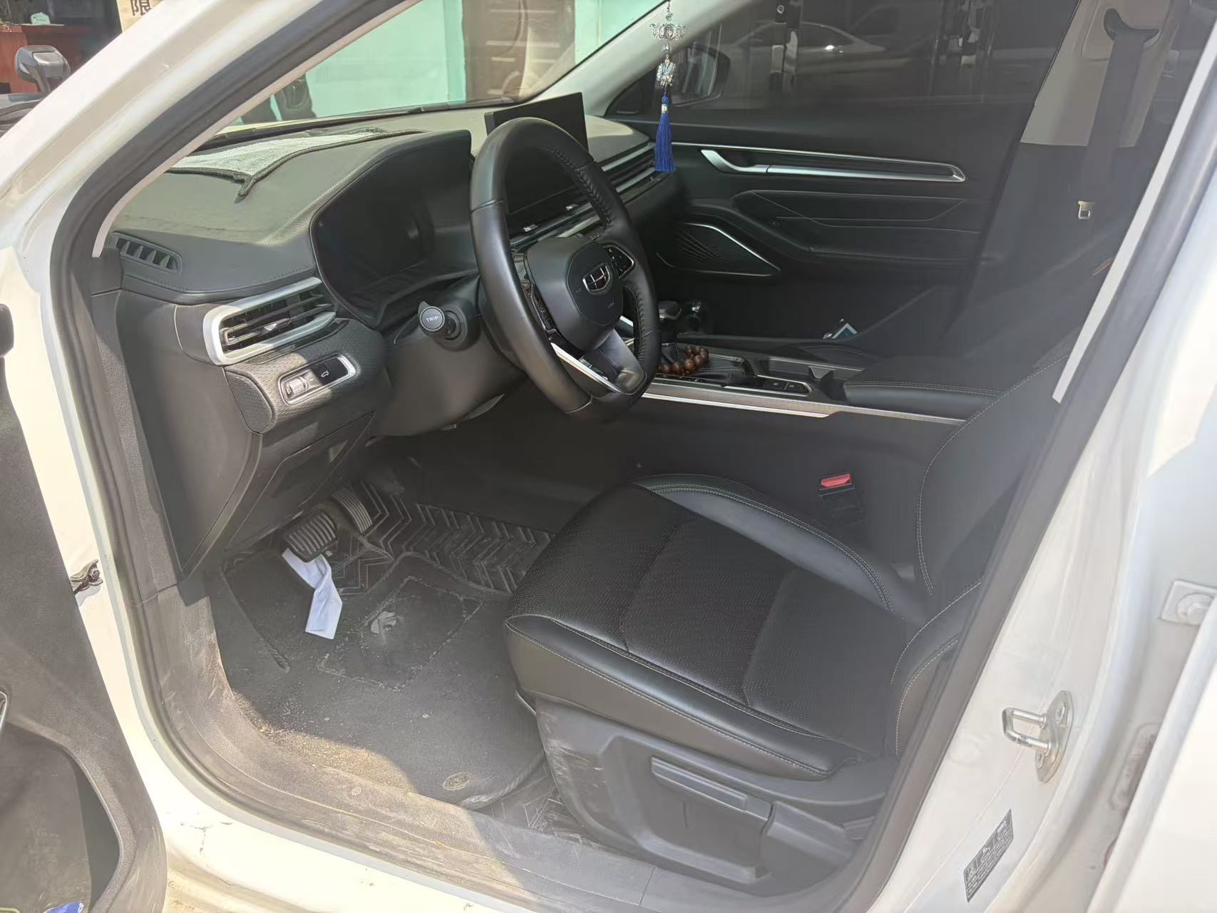 GEELY Emgrand 2023 #3 GEELY Emgrand 2023 car image #3