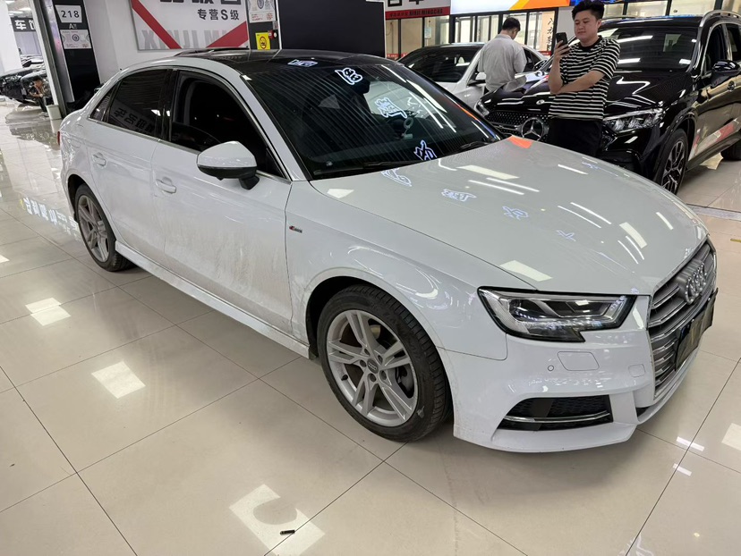 Audi A3 2020 car image #3