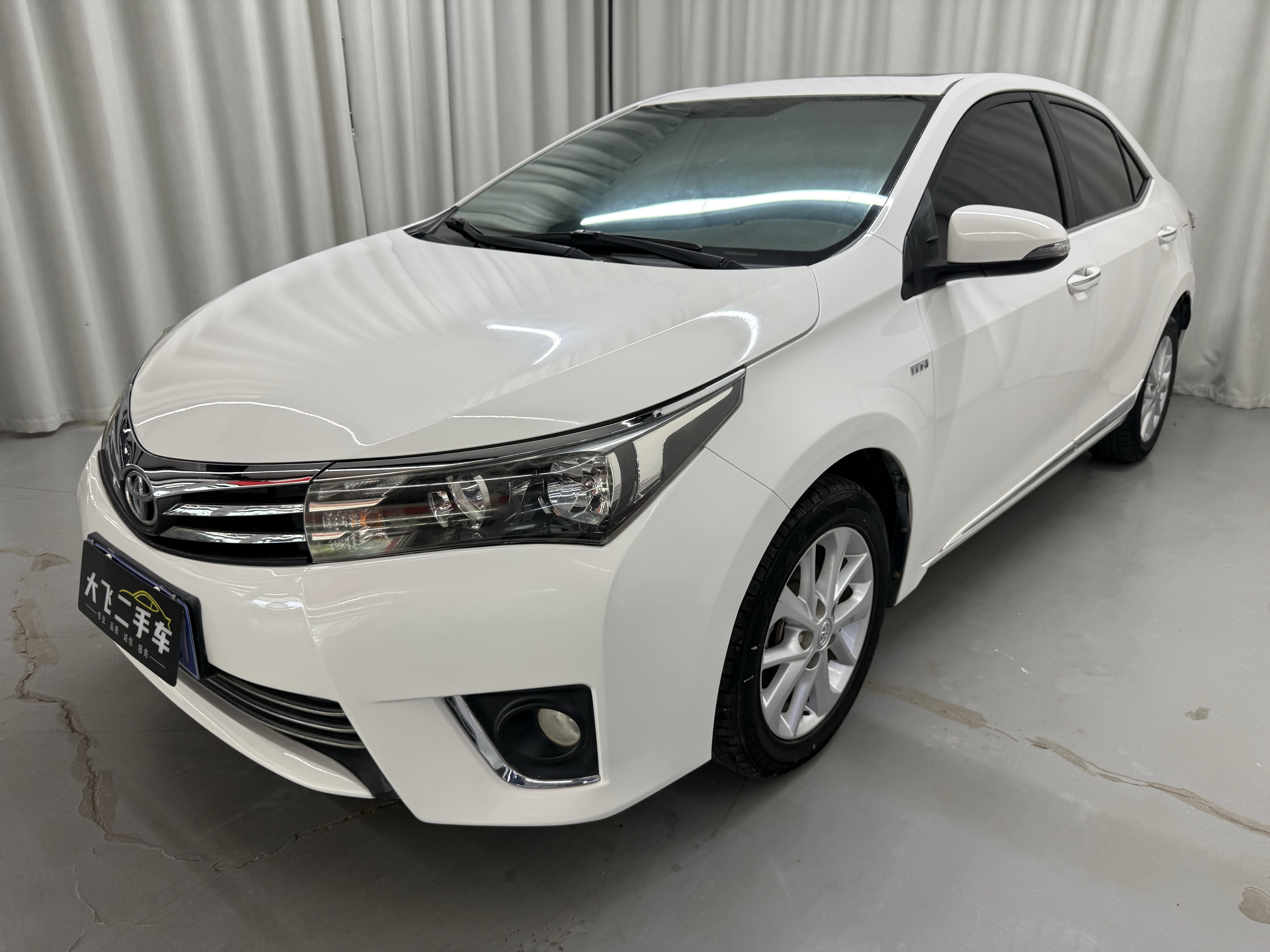 Toyota Corolla 2014 Toyota Corolla 2014 car image