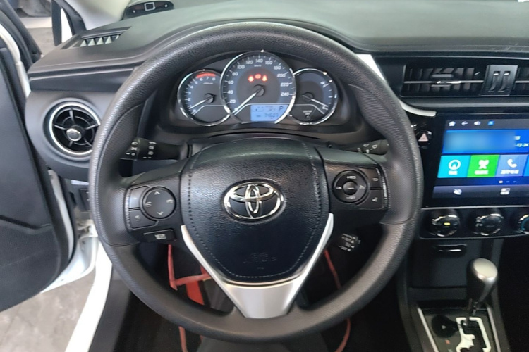 Toyota Corolla 2019 car image #11
