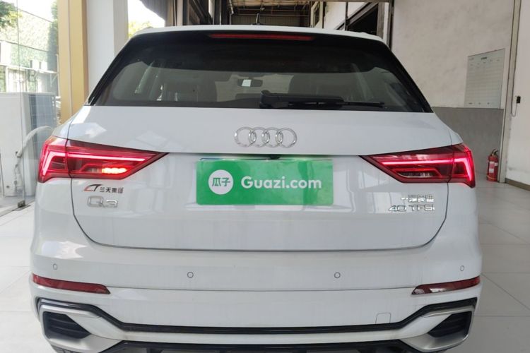 Audi Q3 2025 car image #6