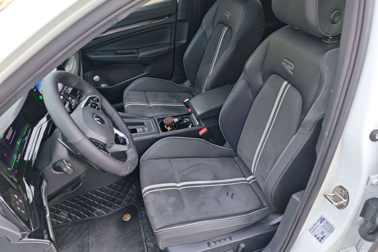 Volkswagen Golf 2021 #15 Volkswagen Golf 2021 car image #15