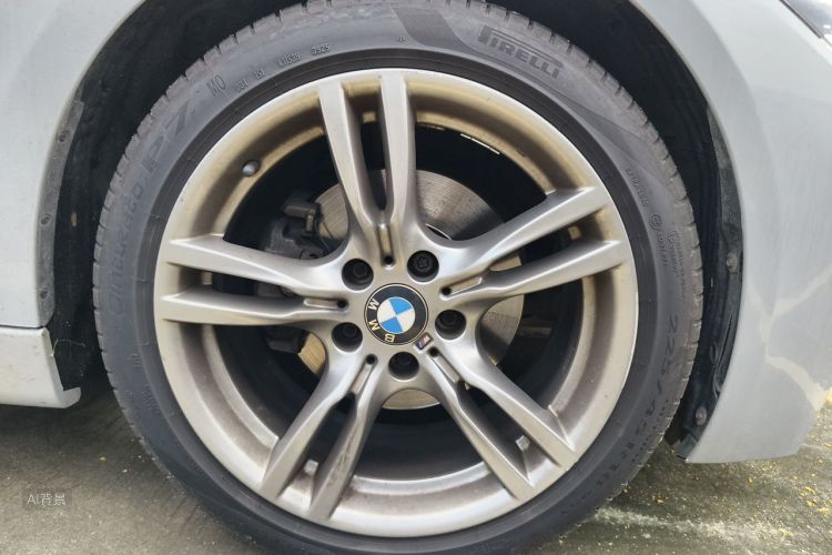 BMW 3 Series 2018 #9 BMW 3 Series 2018 car image #9